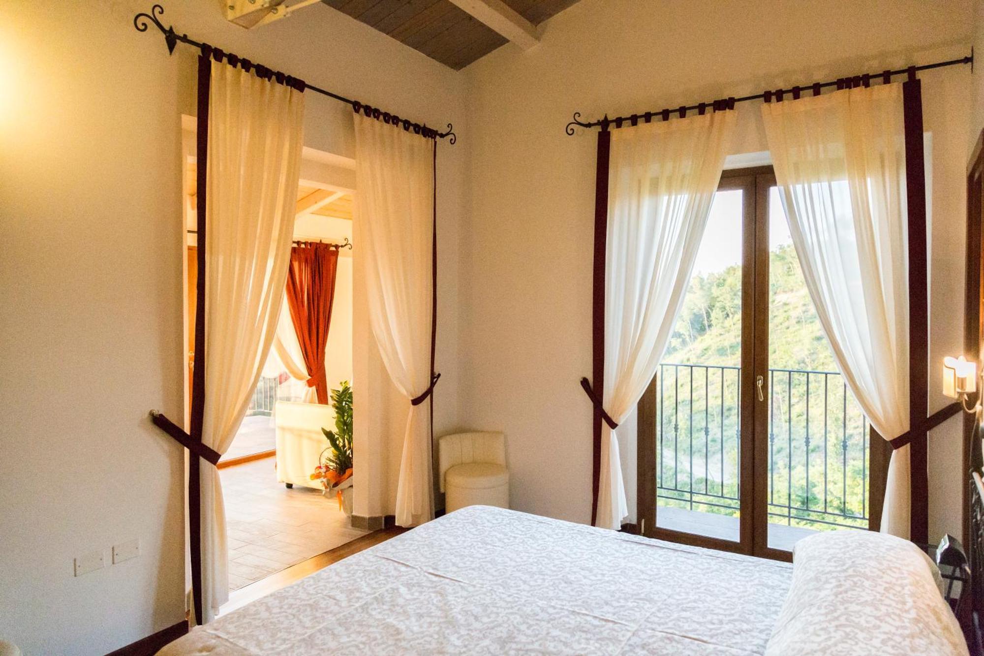 Colleverde Country House & Spa Урбино Екстериор снимка